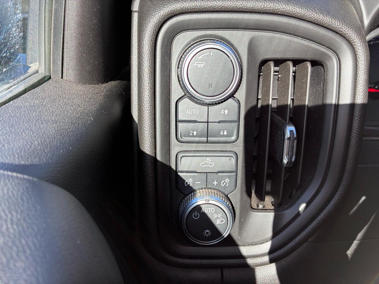 GMC Sierra 1500 Base Double Cab 4WD 2021