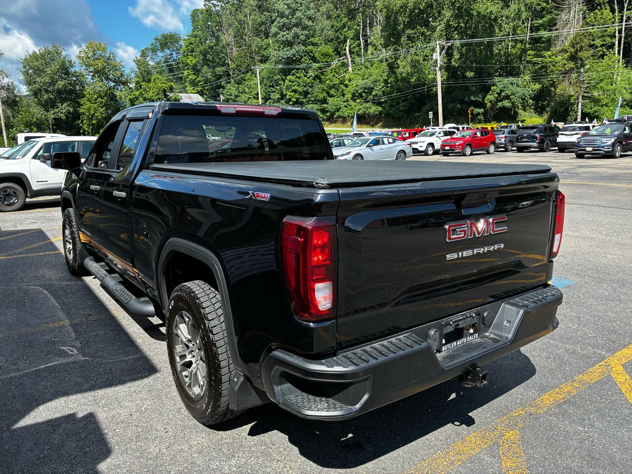 GMC Sierra 1500 Base Double Cab 4WD 2021
