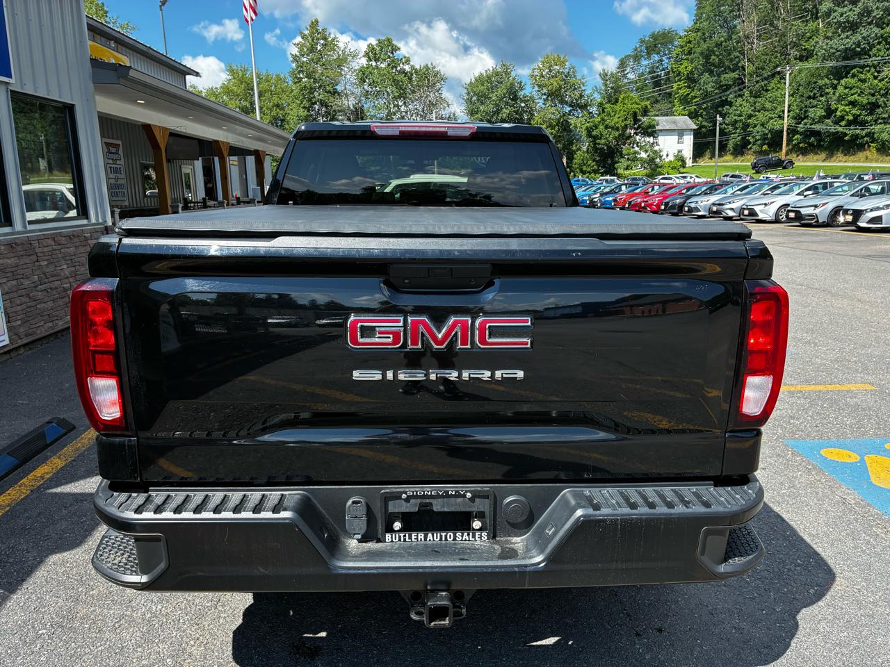 GMC Sierra 1500 Base Double Cab 4WD 2021