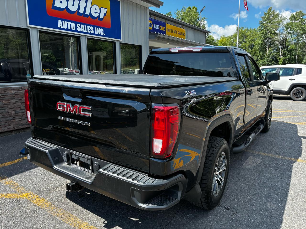GMC Sierra 1500 Base Double Cab 4WD 2021