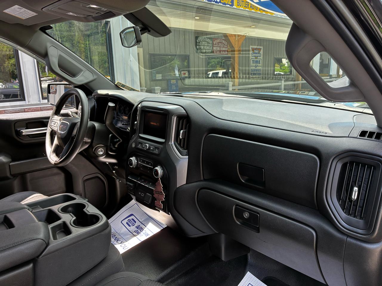 GMC Sierra 1500 Base Double Cab 4WD 2021