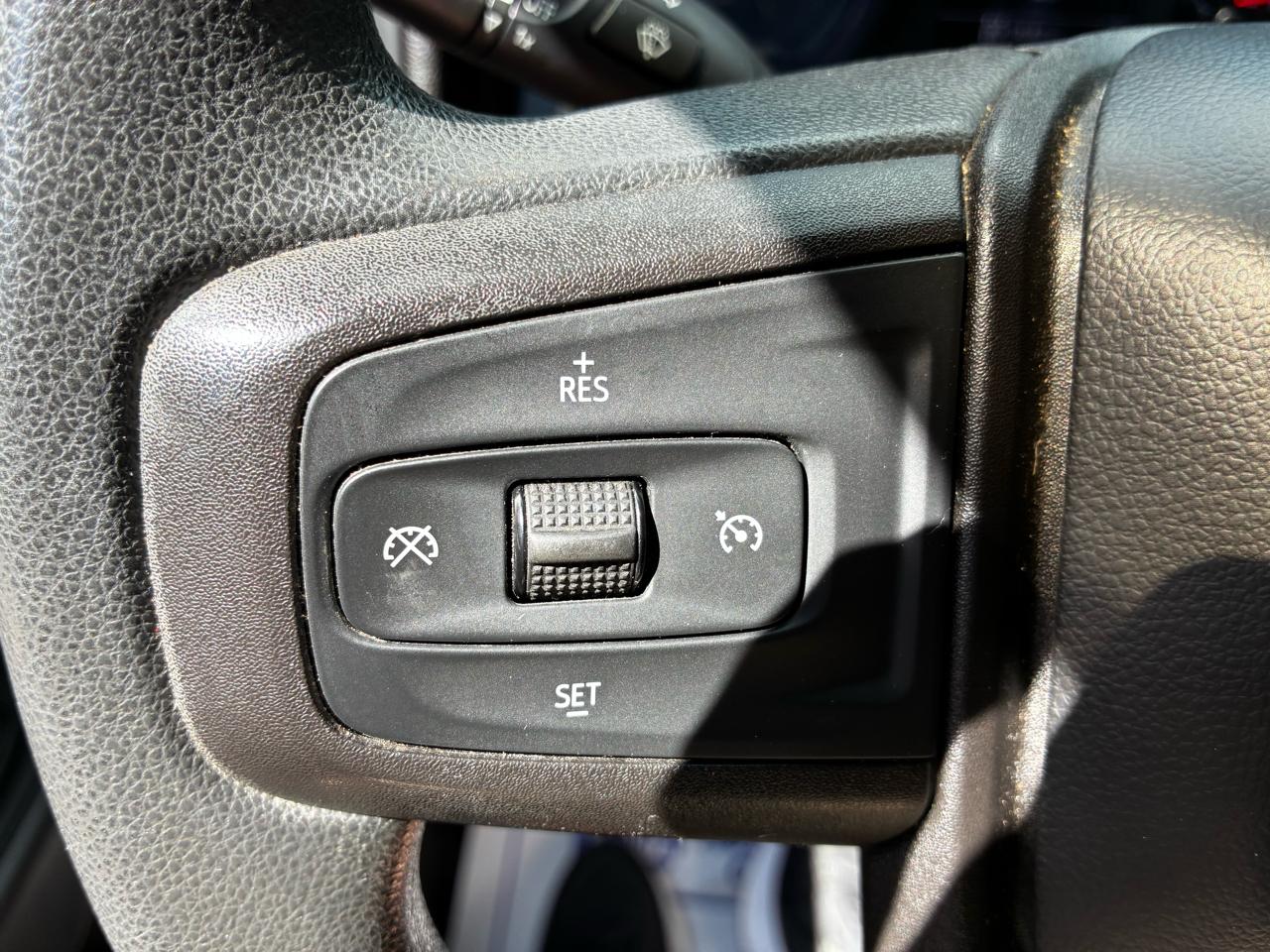 GMC Sierra 1500 Base Double Cab 4WD 2021