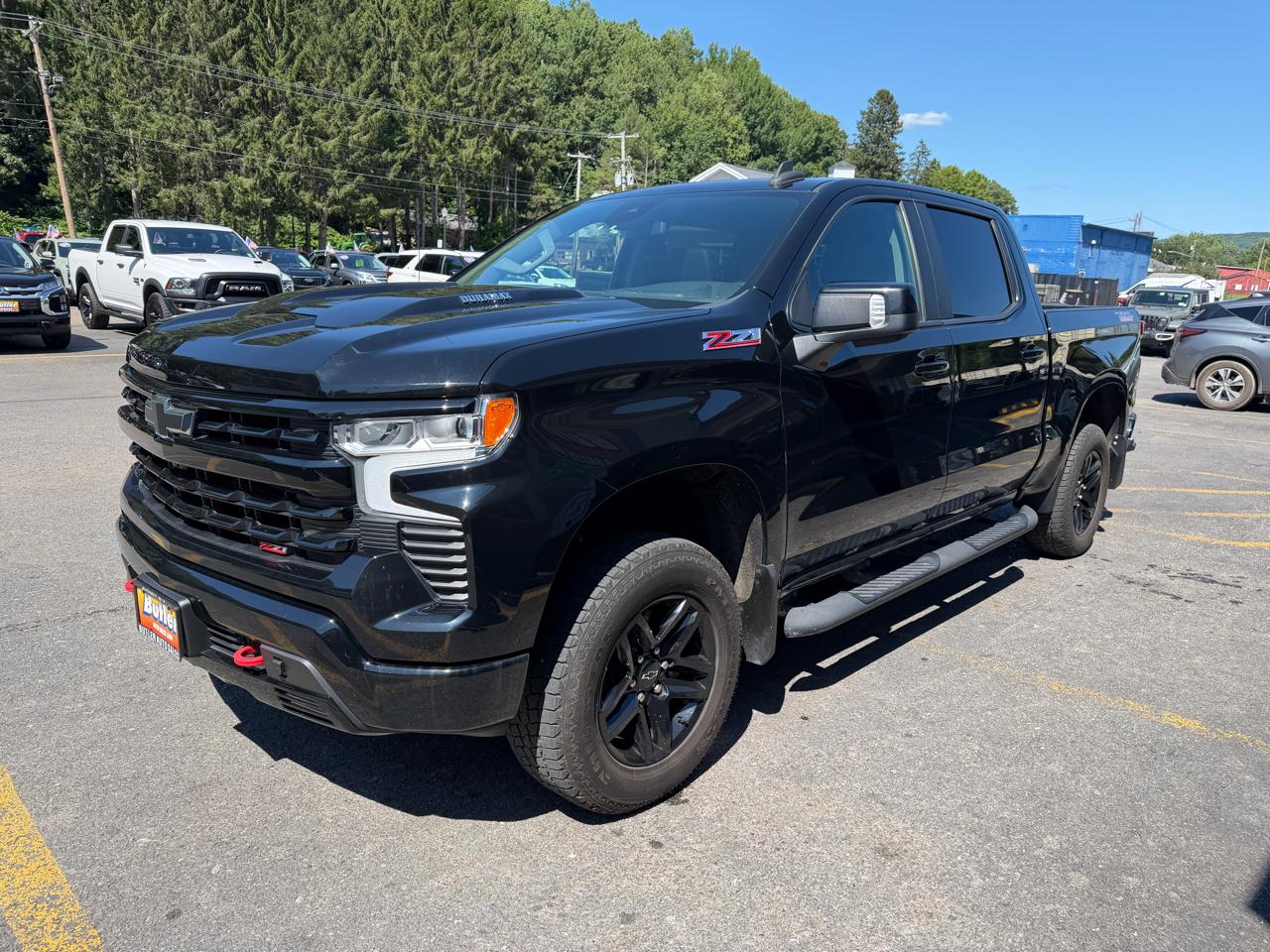 Chevrolet Silverado 1500 Trail Boss LT Crew Cab 4WD 2022