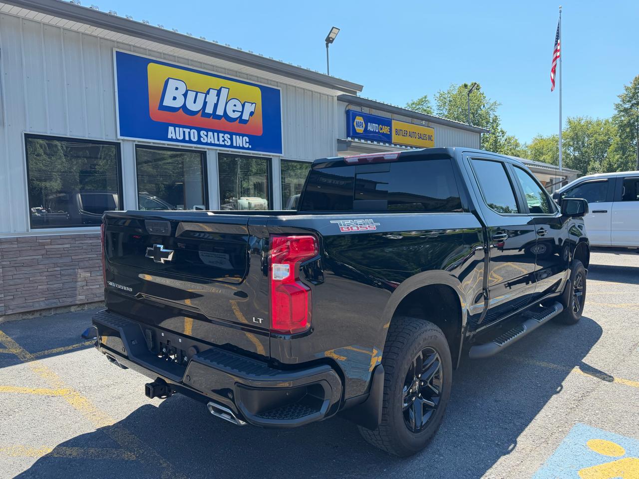 Chevrolet Silverado 1500 Trail Boss LT Crew Cab 4WD 2022