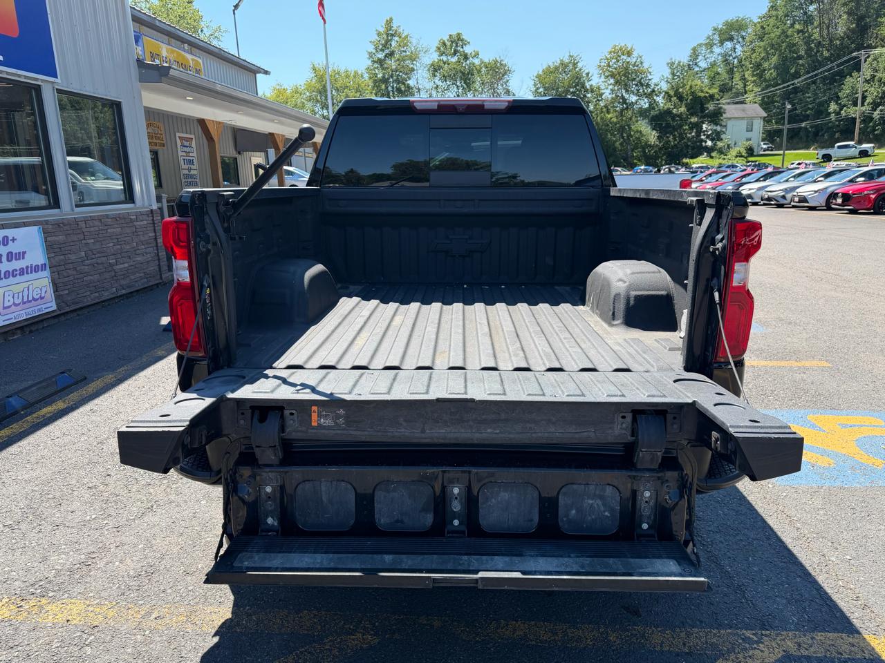 Chevrolet Silverado 1500 Trail Boss LT Crew Cab 4WD 2022