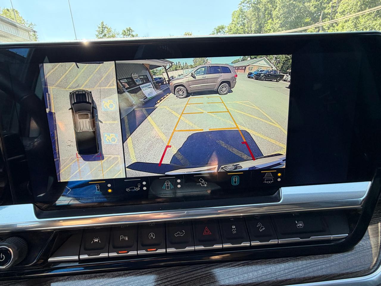 Chevrolet Silverado 1500 Trail Boss LT Crew Cab 4WD 2022