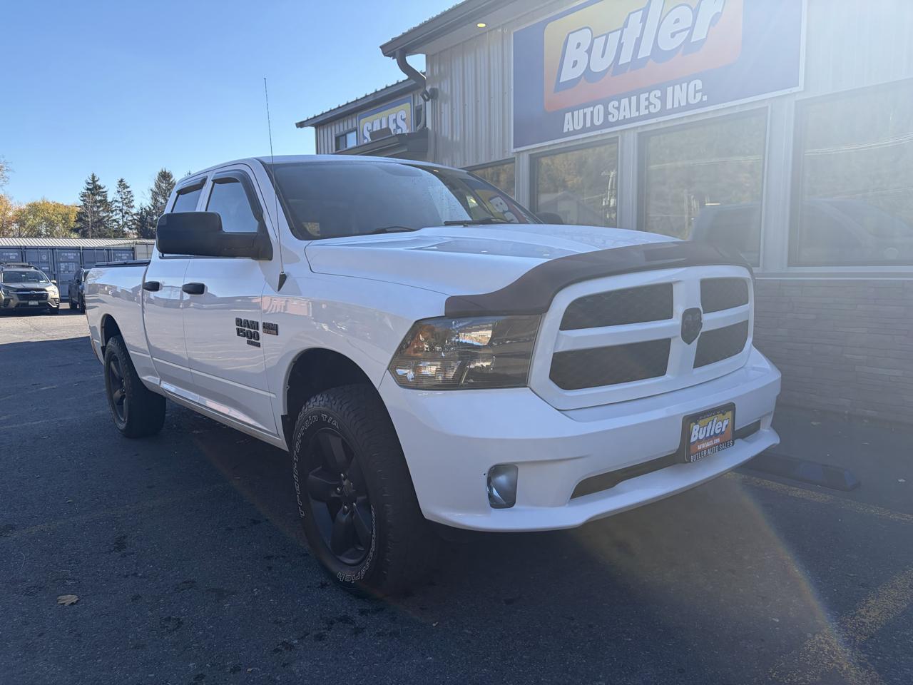 RAM 1500 Classic Tradesman Quad Cab 4WD 2019