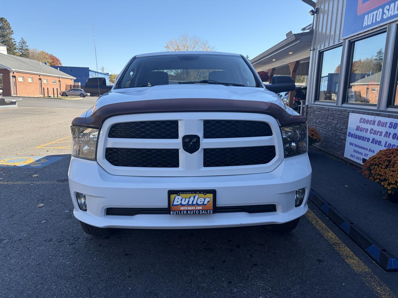 RAM 1500 Classic Tradesman Quad Cab 4WD 2019