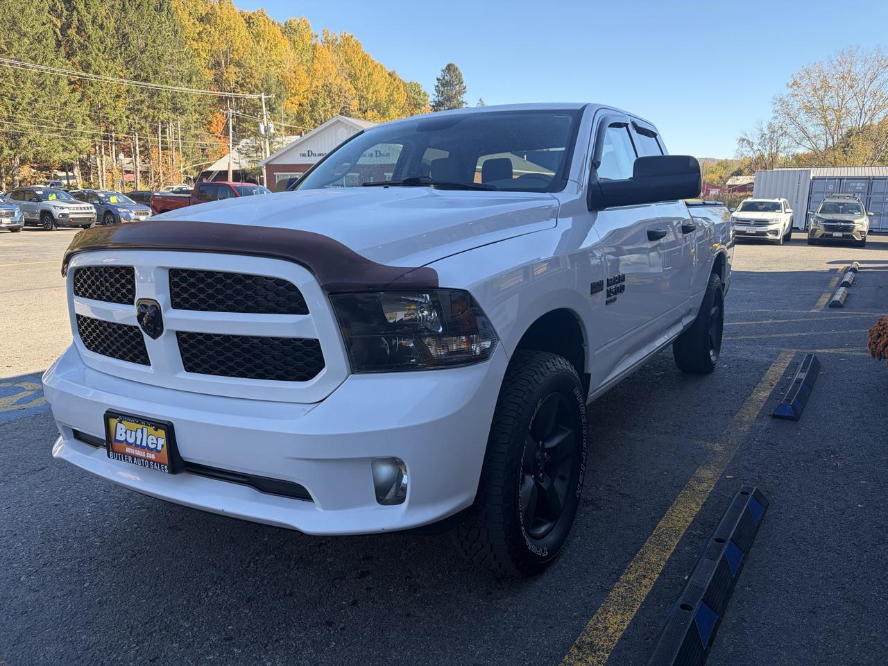 RAM 1500 Classic Tradesman Quad Cab 4WD 2019