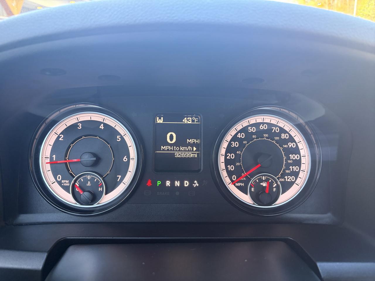 RAM 1500 Classic Tradesman Quad Cab 4WD 2019