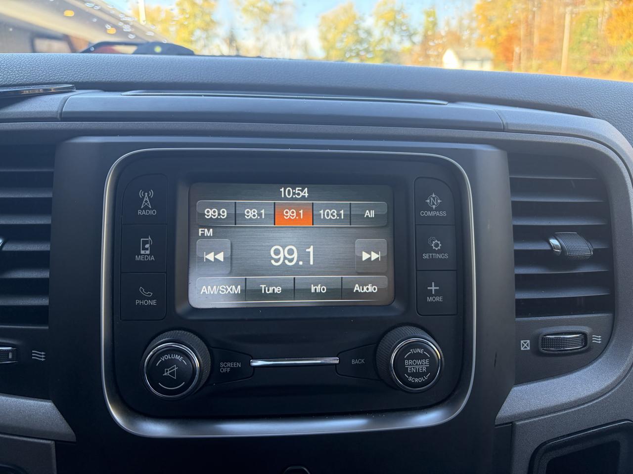 RAM 1500 Classic Tradesman Quad Cab 4WD 2019