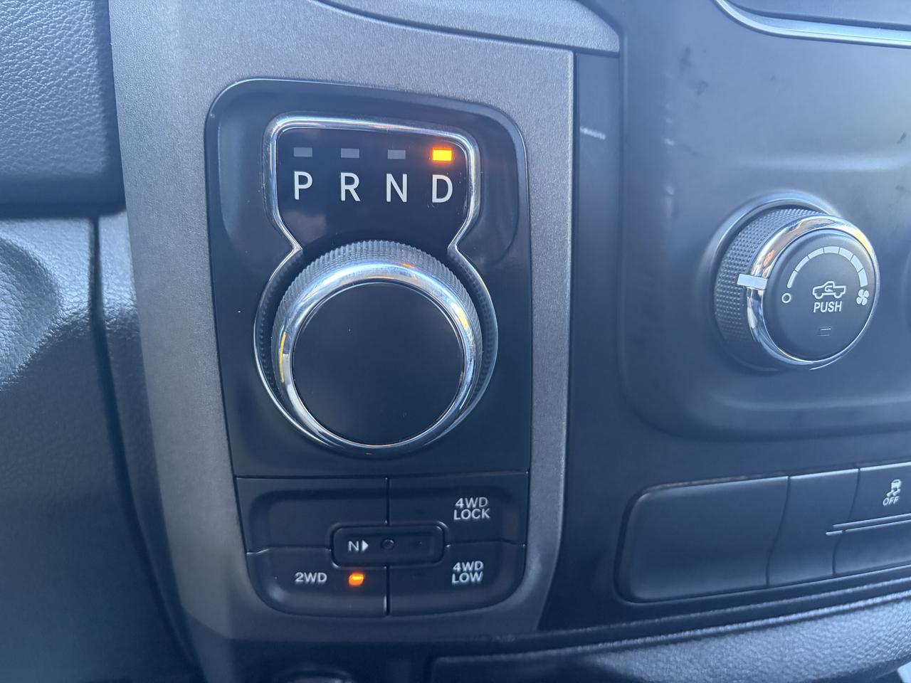 RAM 1500 Classic Tradesman Quad Cab 4WD 2019