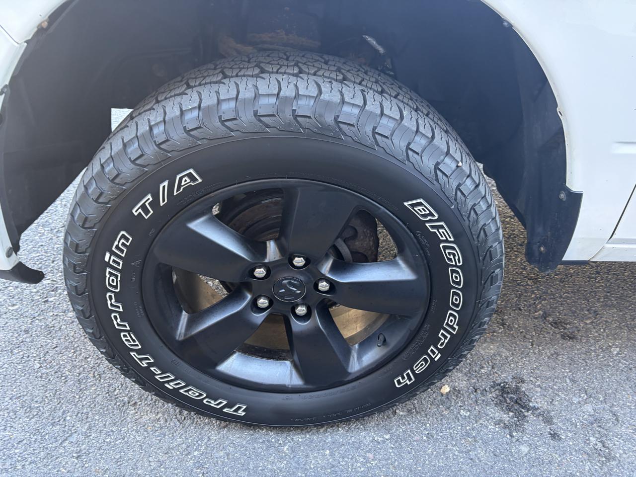 RAM 1500 Classic Tradesman Quad Cab 4WD 2019