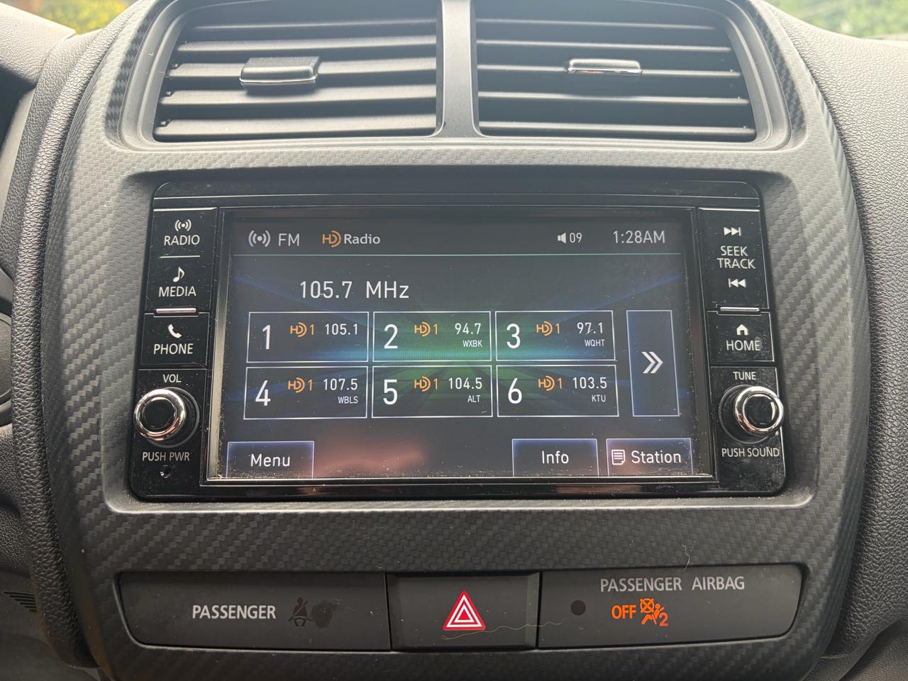 Mitsubishi Outlander Sport 2.0 ES 4WD 2024