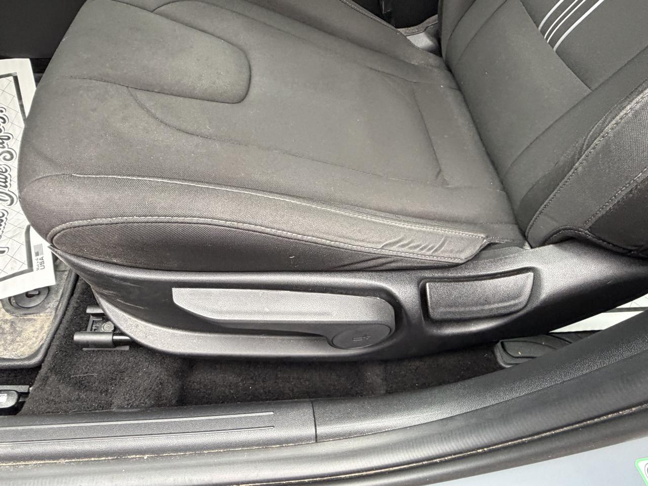 Hyundai Elantra SEL 2023
