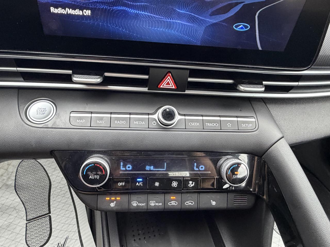 Hyundai Elantra SEL 2023