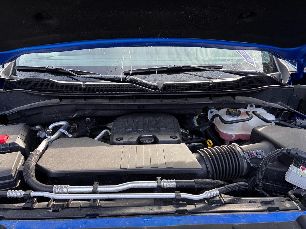 Chevrolet Silverado 1500 4WD Crew Cab 147" Custom Trail Boss 2025