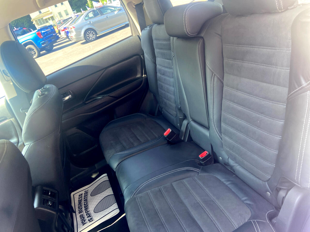 2020 Mitsubishi Outlander SE S-AWC photo 22