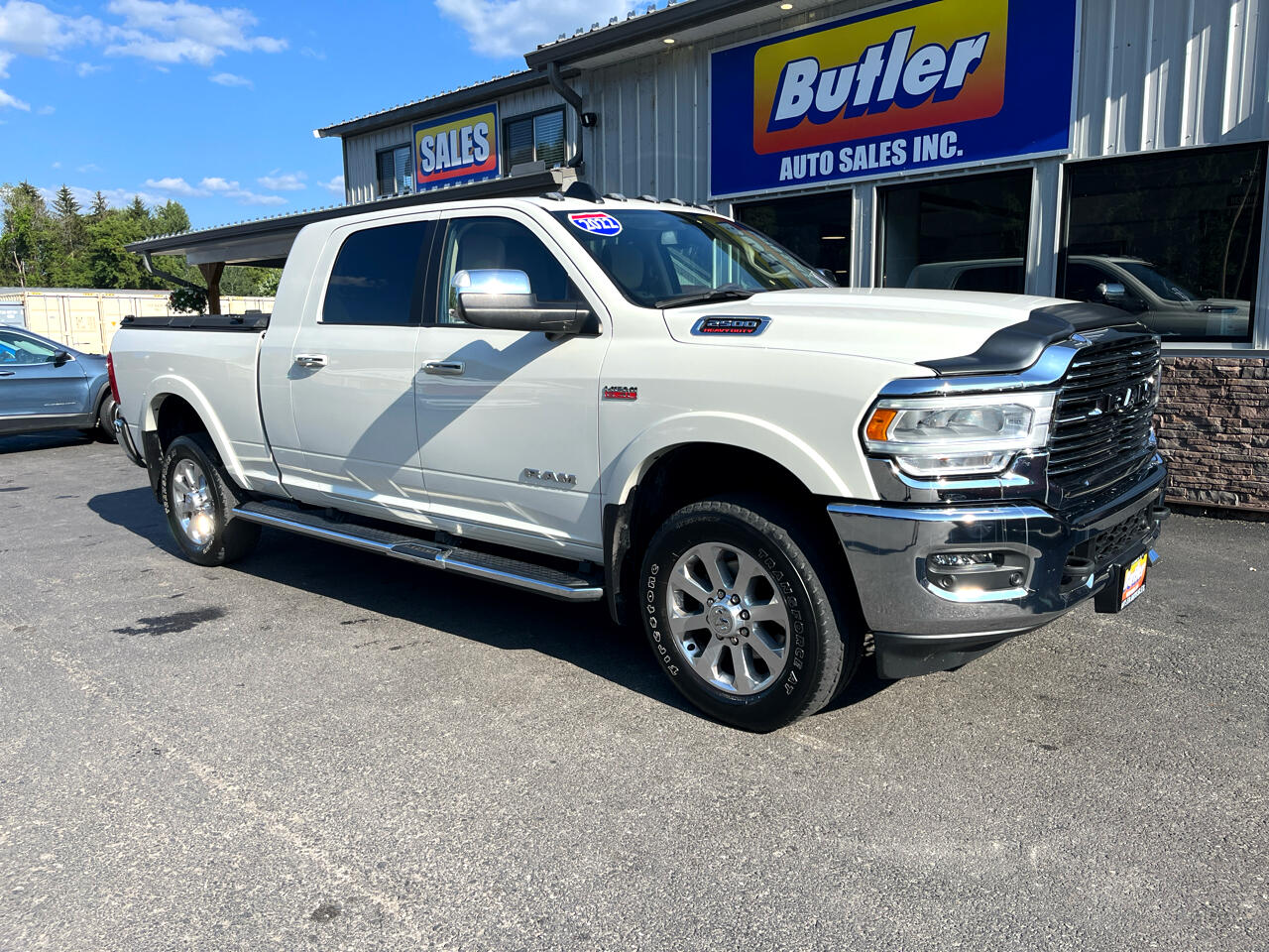 2022 Ram 2500 Laramie photo 2