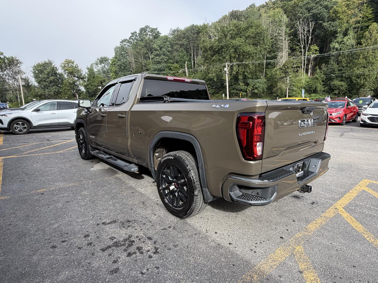 GMC Sierra 1500 Elevation Double Cab 4WD 2023