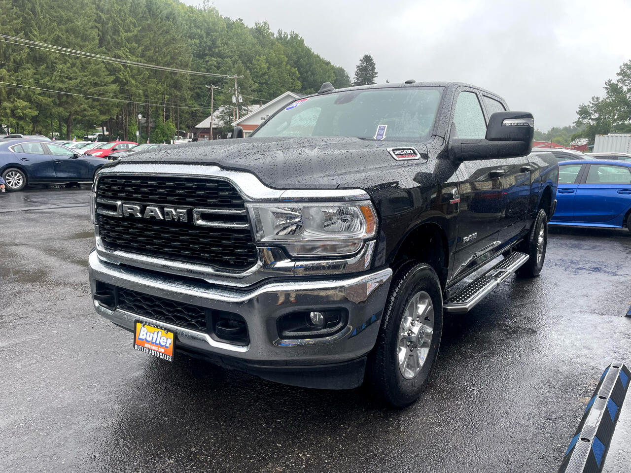 2024 Ram 2500 Tradesman photo 3