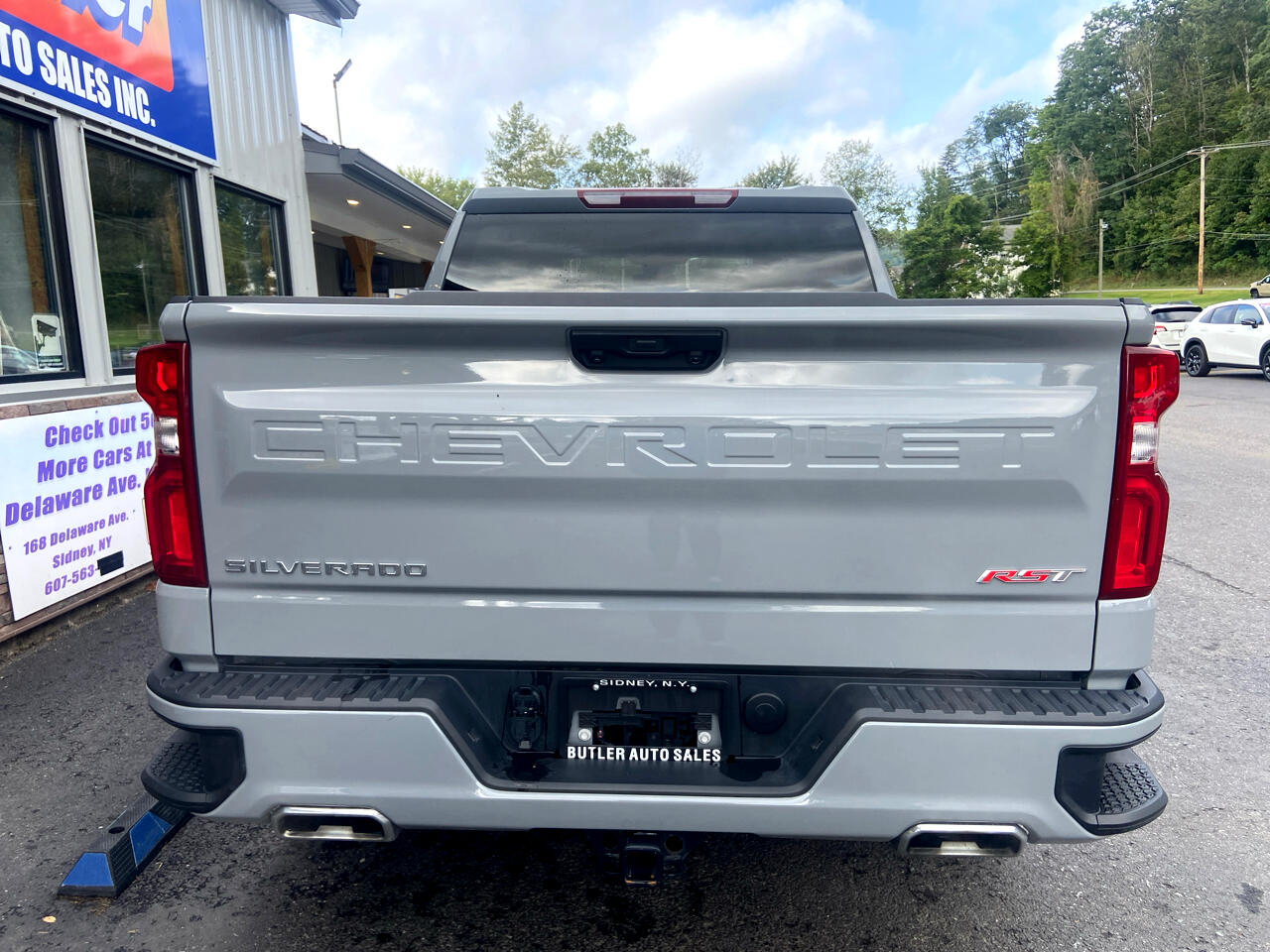 2024 Chevrolet Silverado 1500 RST photo 6