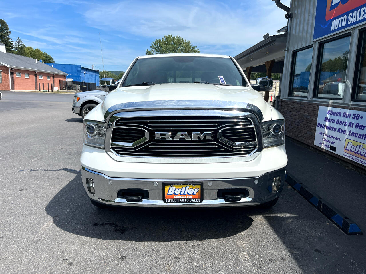 2017 Ram 1500 Limited photo 3