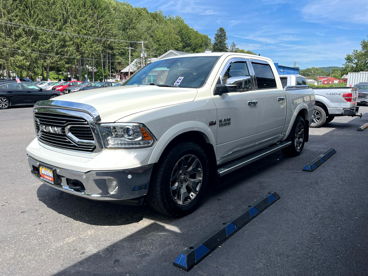 2017 Ram 1500 Limited photo 4