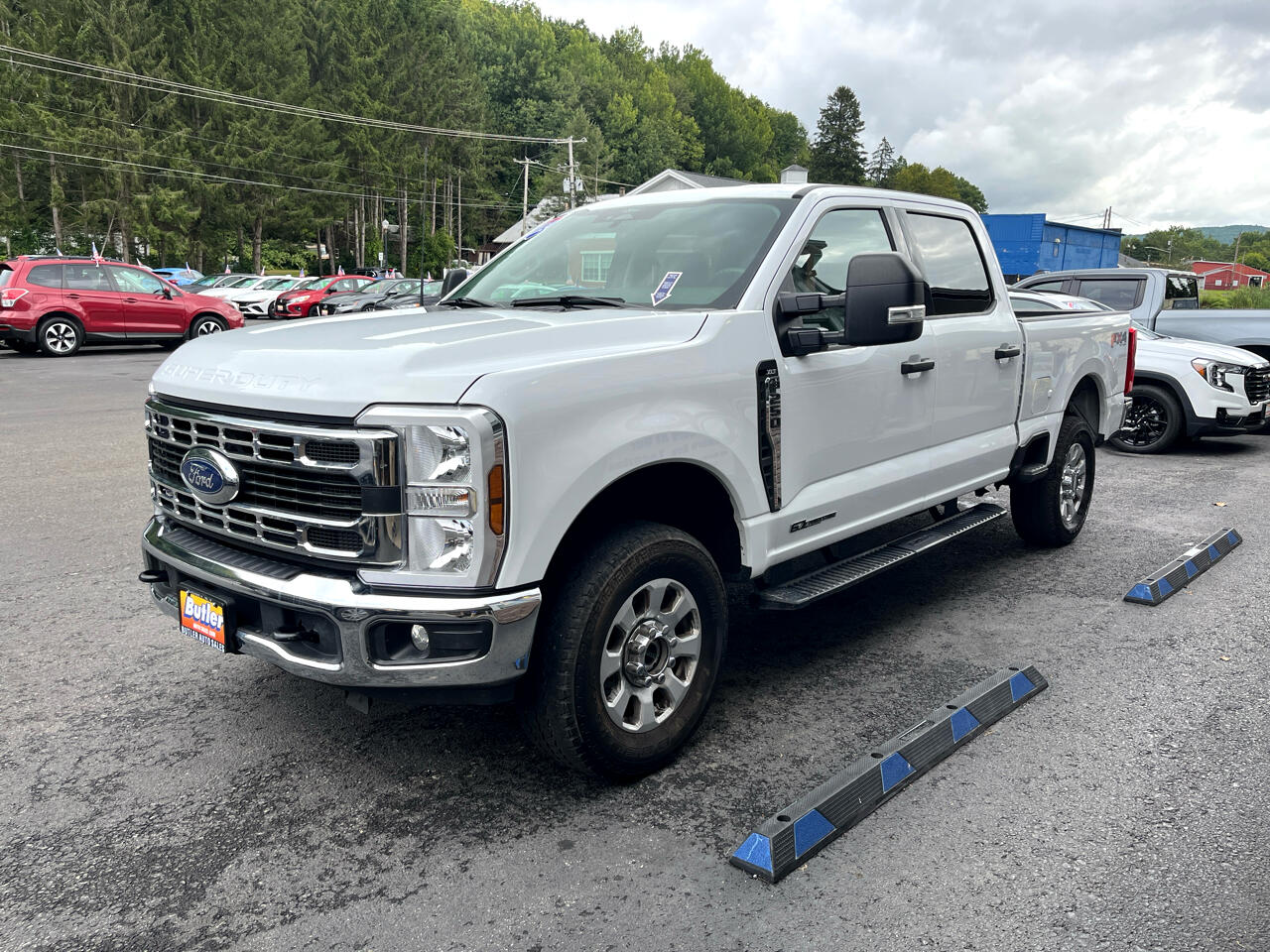 2024 Ford F-250 XLT photo 4