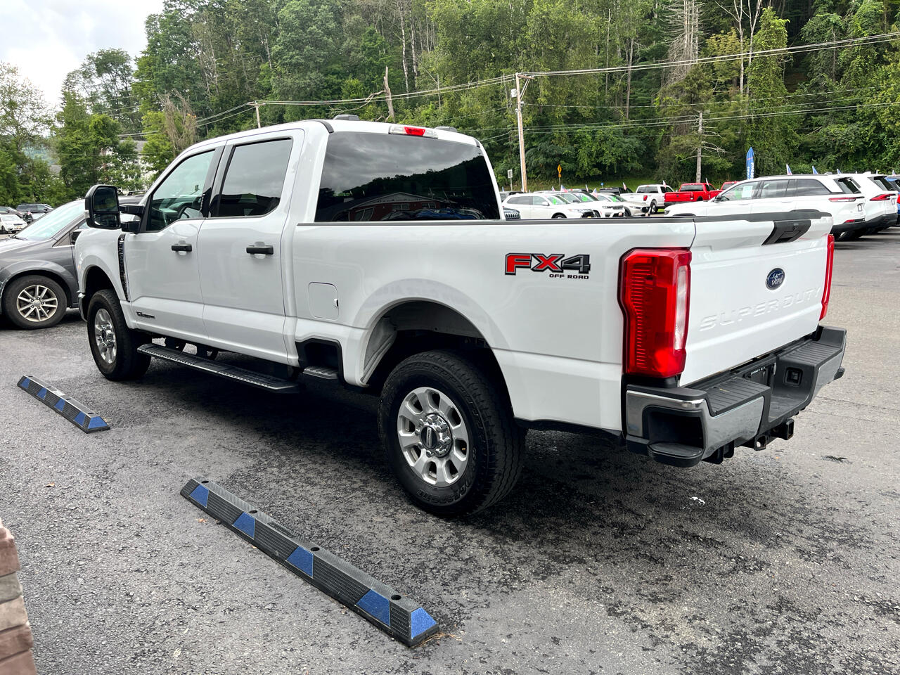 2024 Ford F-250 XLT photo 5