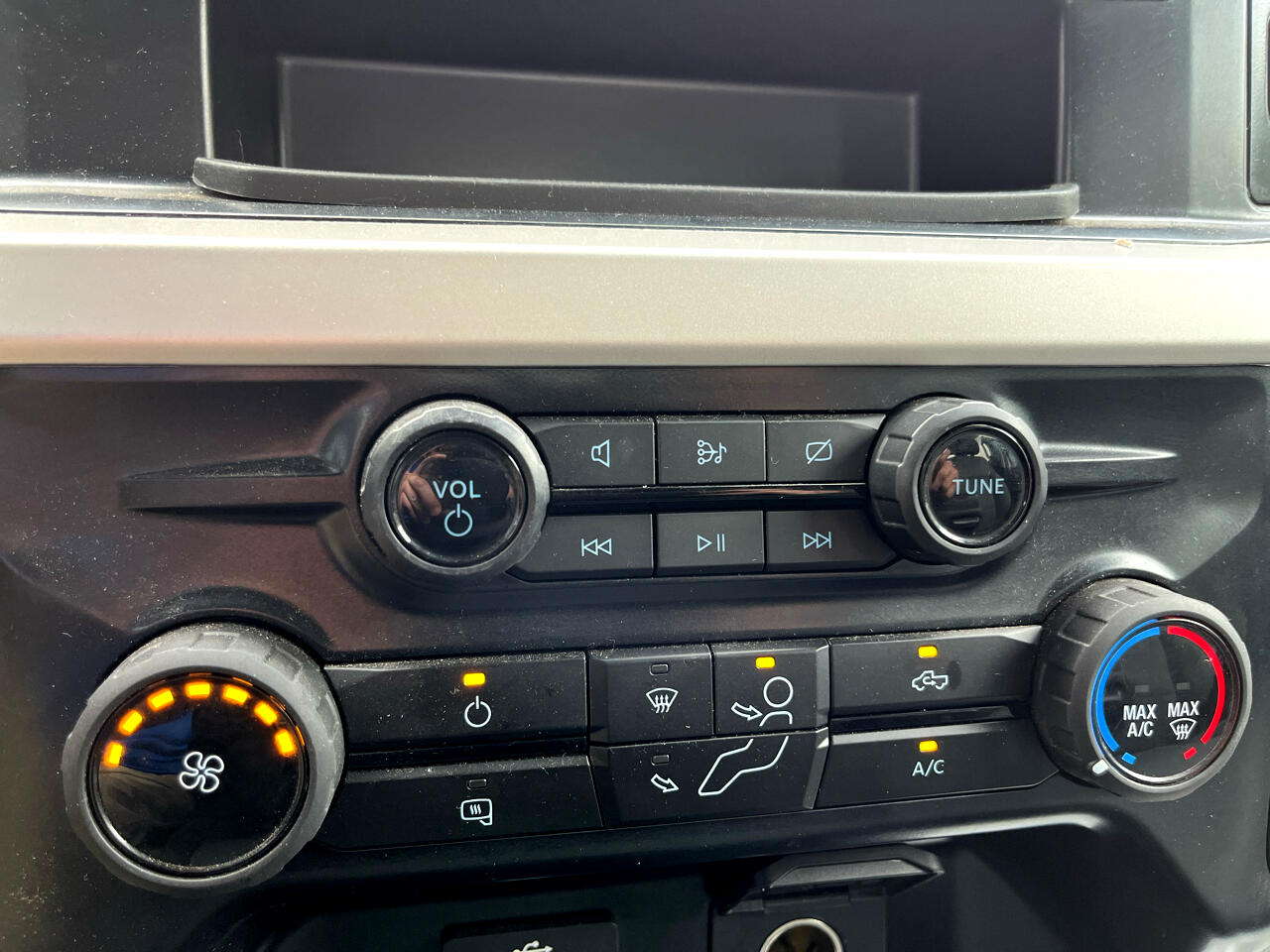 2024 Ford F-250 XLT photo 21