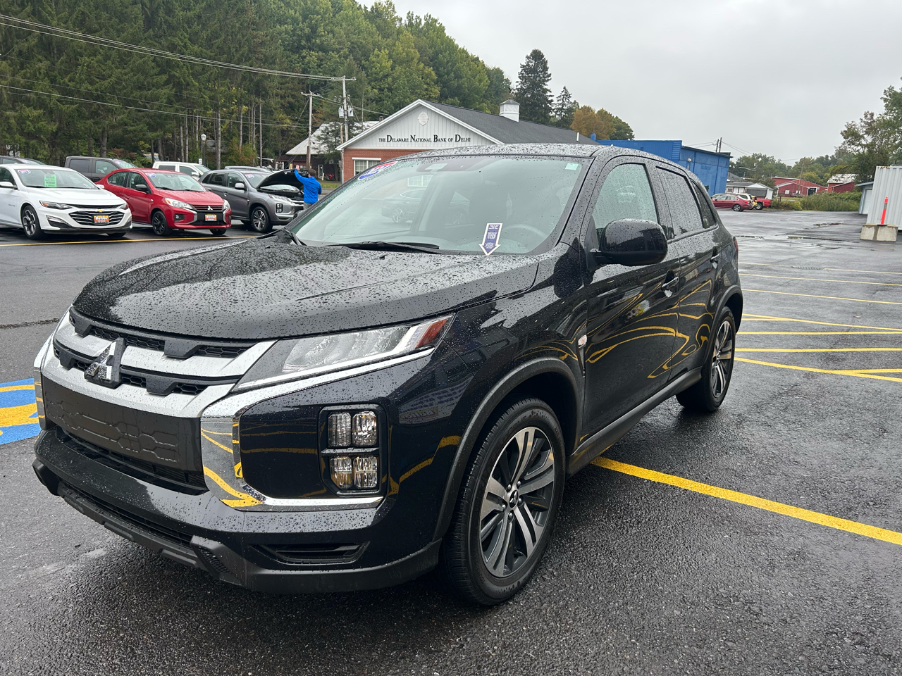 2024 Mitsubishi Outlander Sport ES photo 2