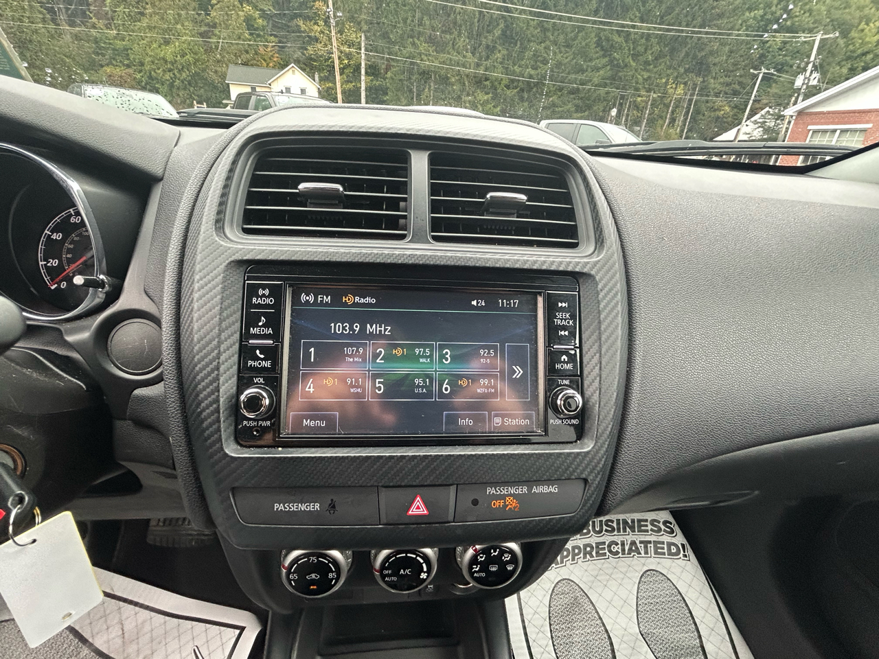 2024 Mitsubishi Outlander Sport ES photo 17