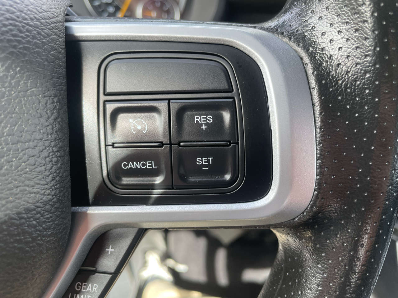 2021 Ram 2500 Tradesman photo 7