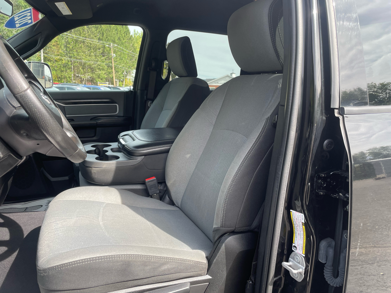 2021 Ram 2500 Tradesman photo 9