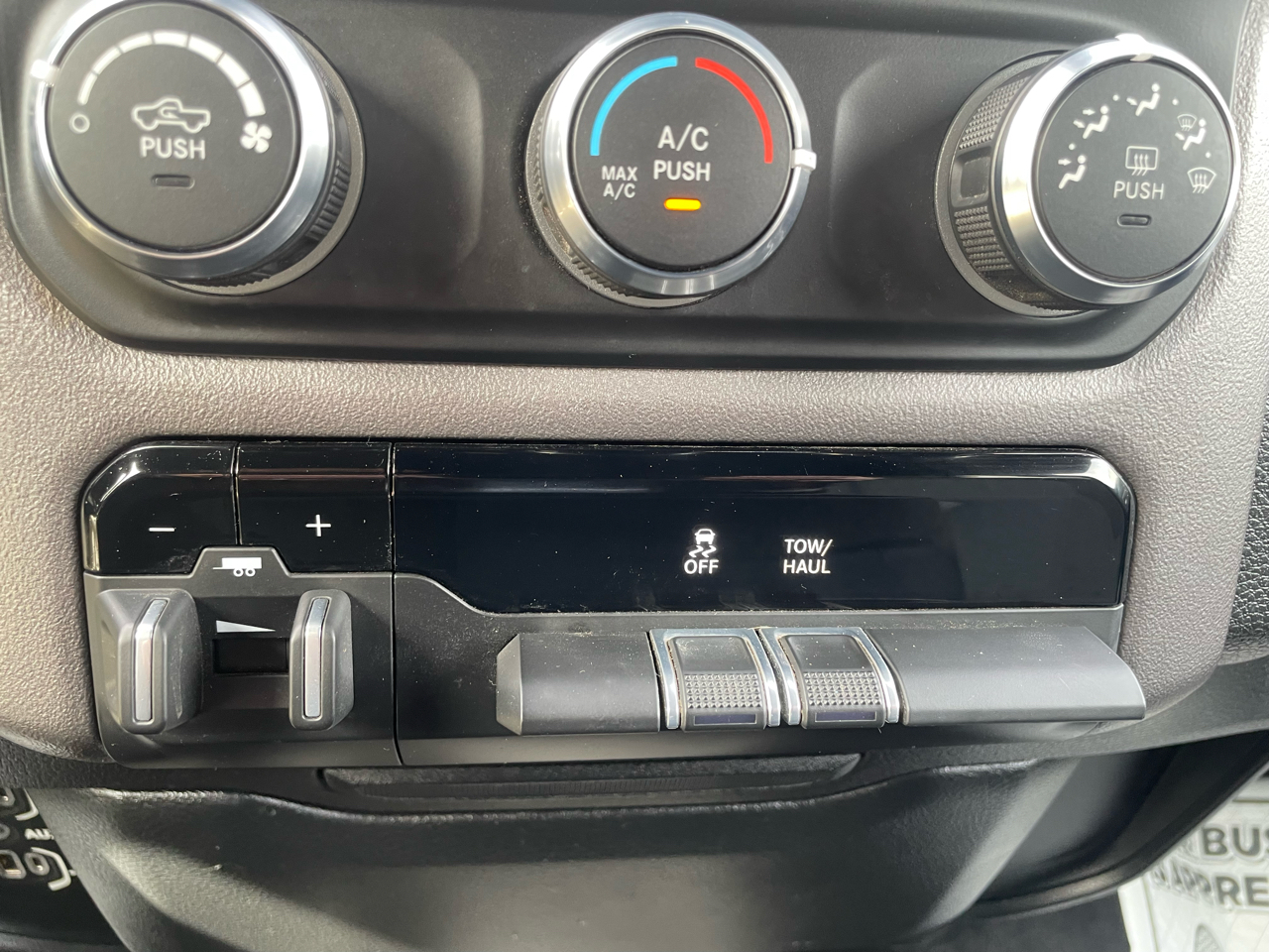 2021 Ram 2500 Tradesman photo 17