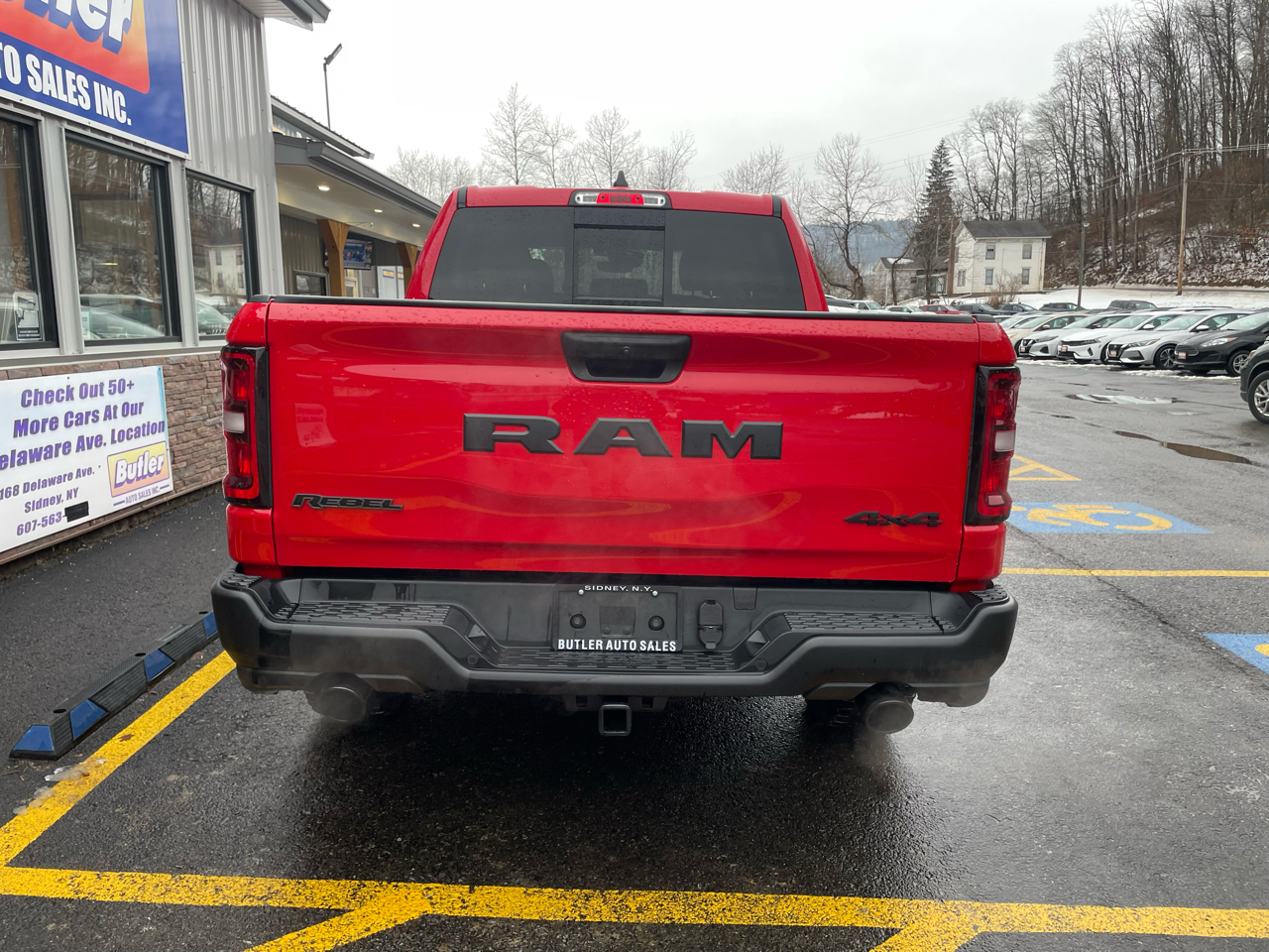 RAM 1500 Rebel Crew Cab SB 4WD 2025