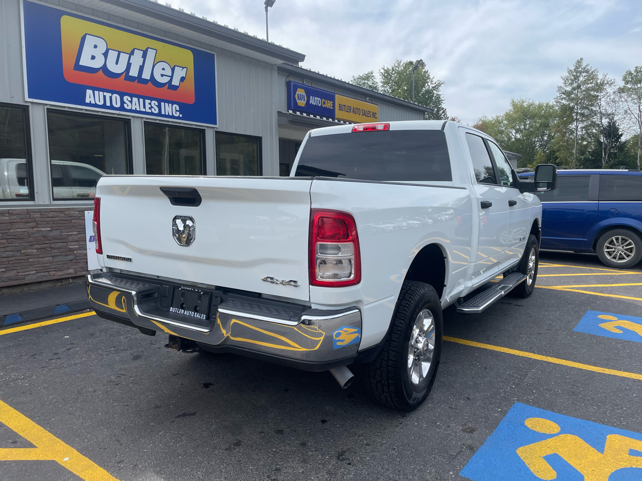 2024 Ram 2500 Tradesman photo 7