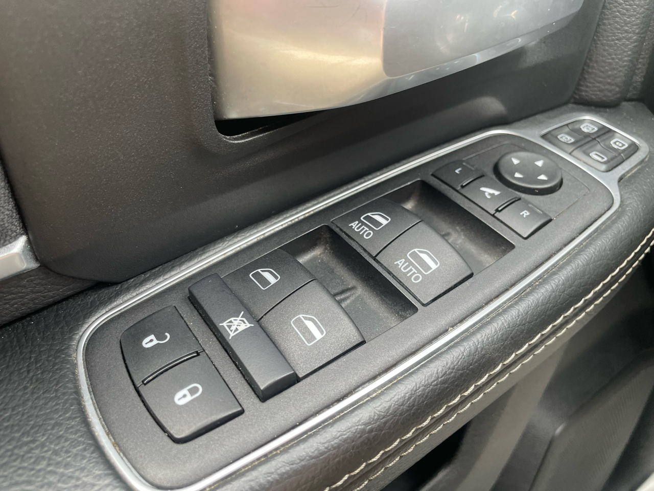 2024 Ram 2500 Tradesman photo 14