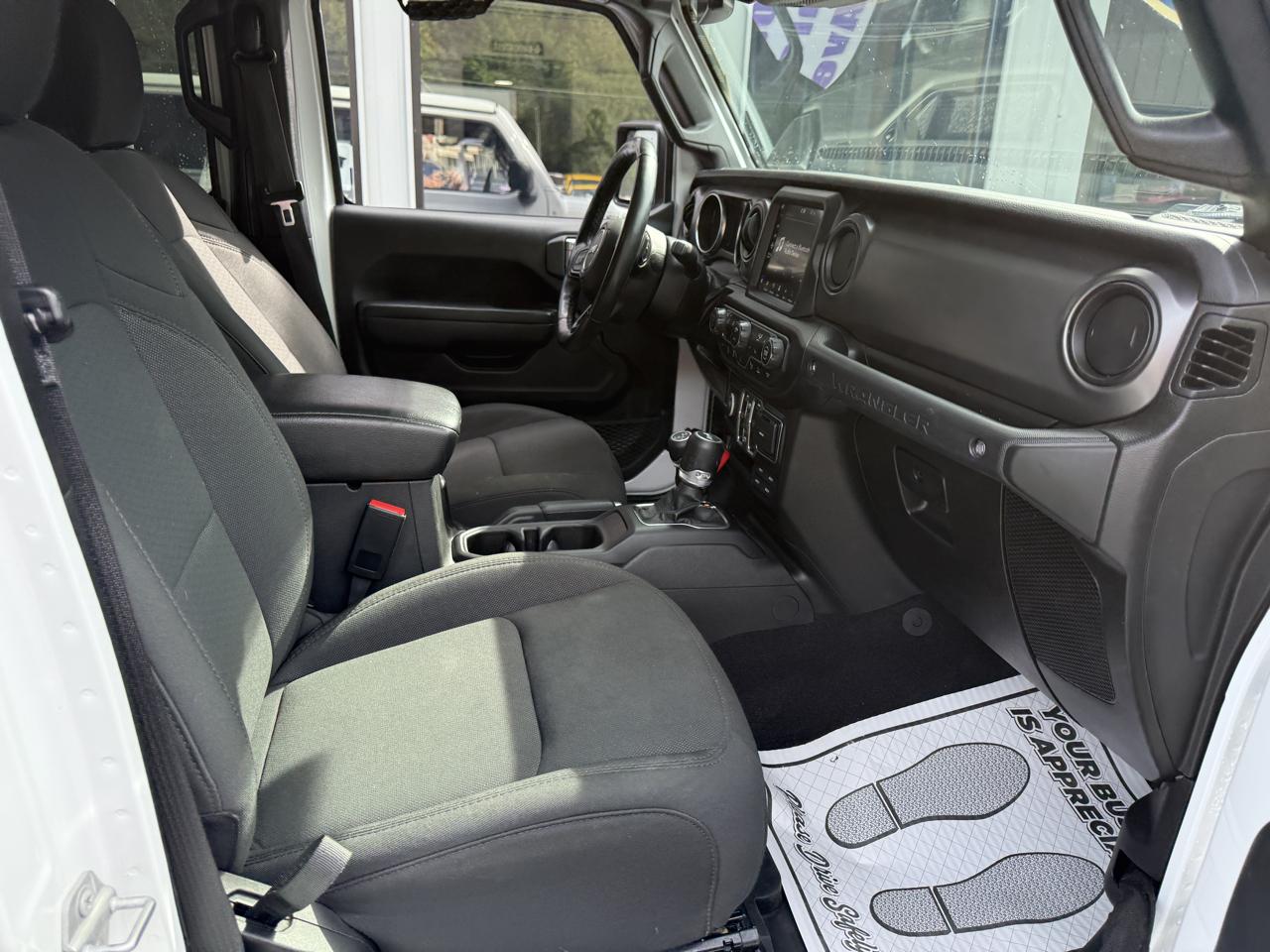 Jeep Wrangler Unlimited Sport 2022