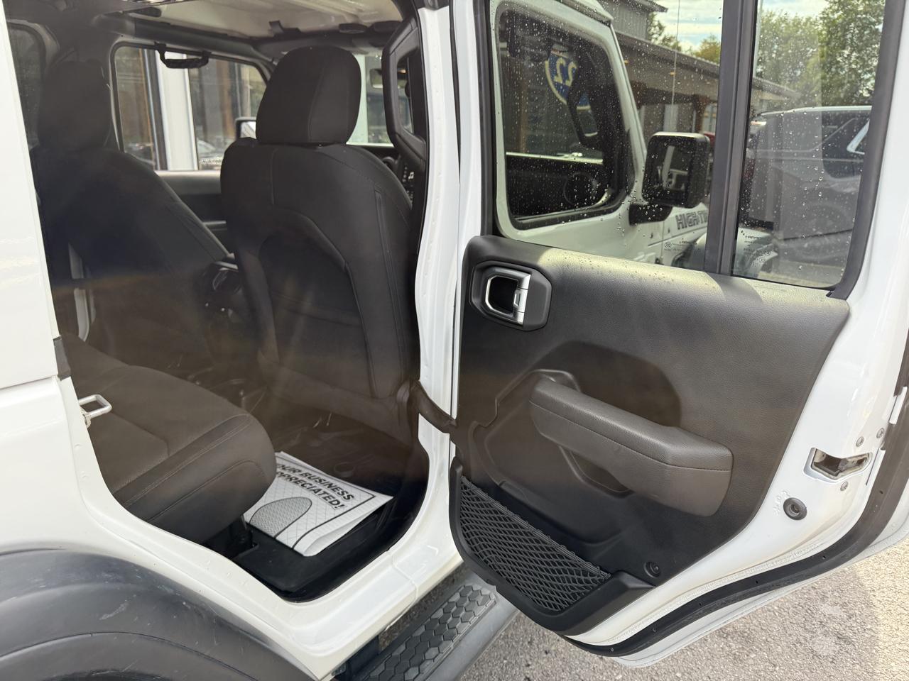 Jeep Wrangler Unlimited Sport 2022