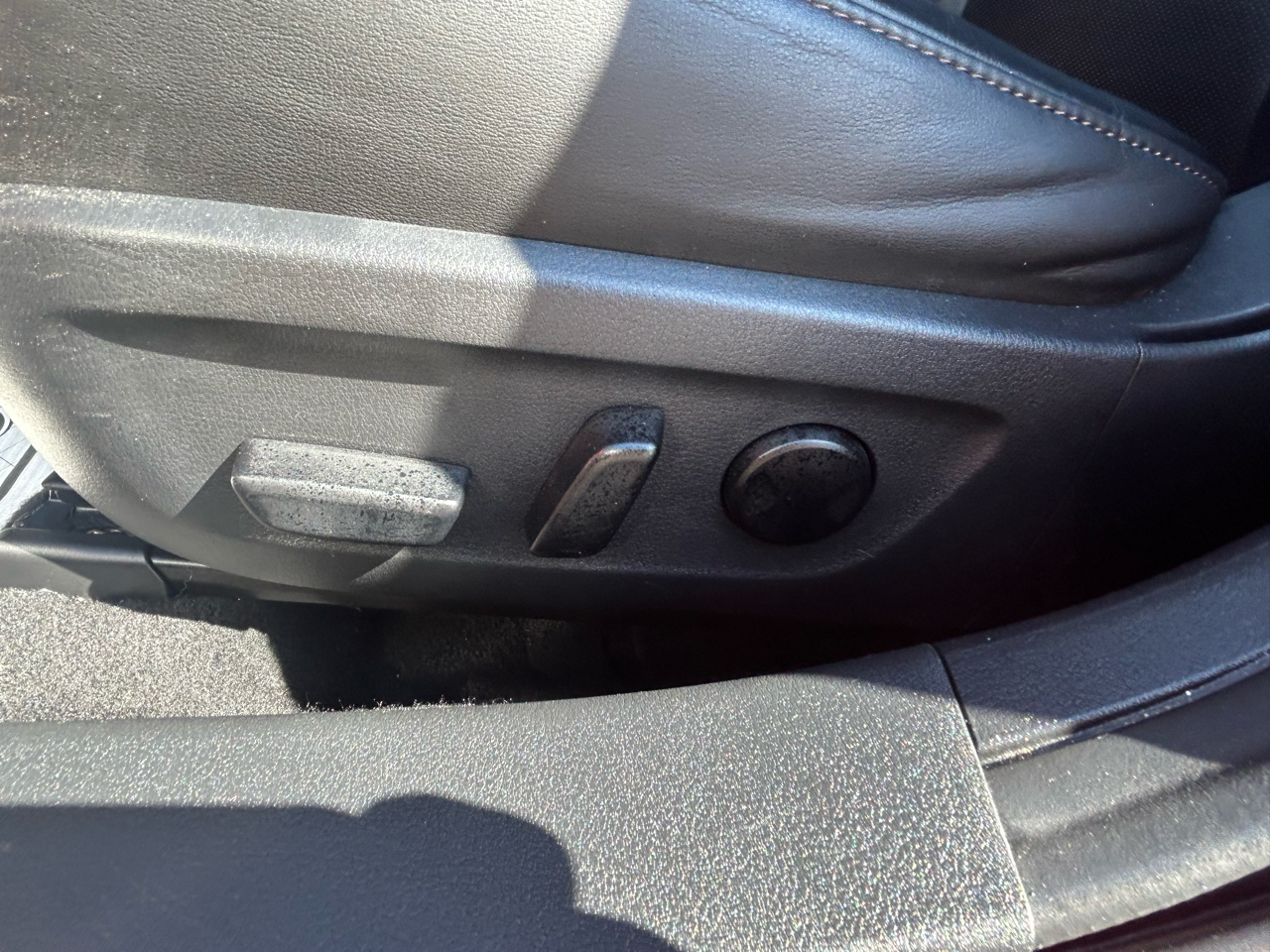 2021 Mazda Mazda3 Premium Hatchback photo 8