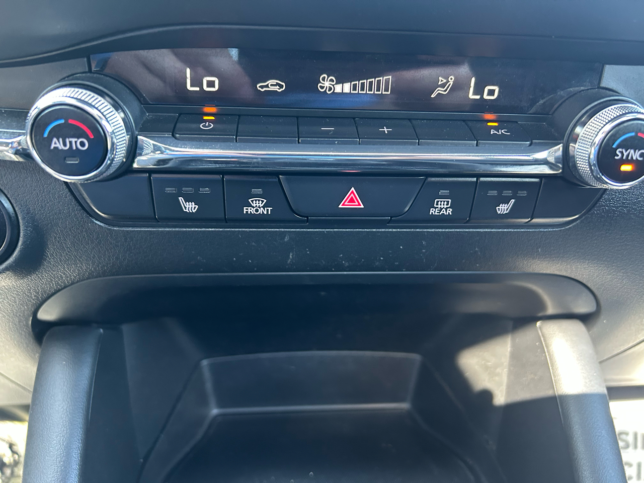 2021 Mazda Mazda3 Premium Hatchback photo 15