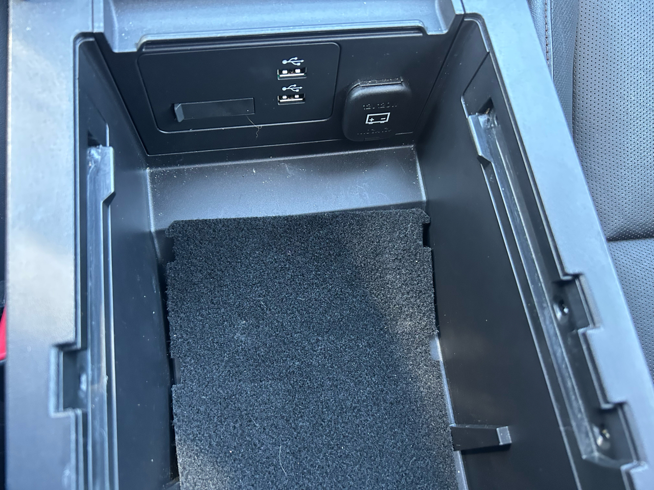 2021 Mazda Mazda3 Premium Hatchback photo 16