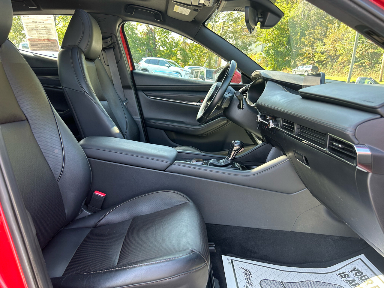 2021 Mazda Mazda3 Premium Hatchback photo 22