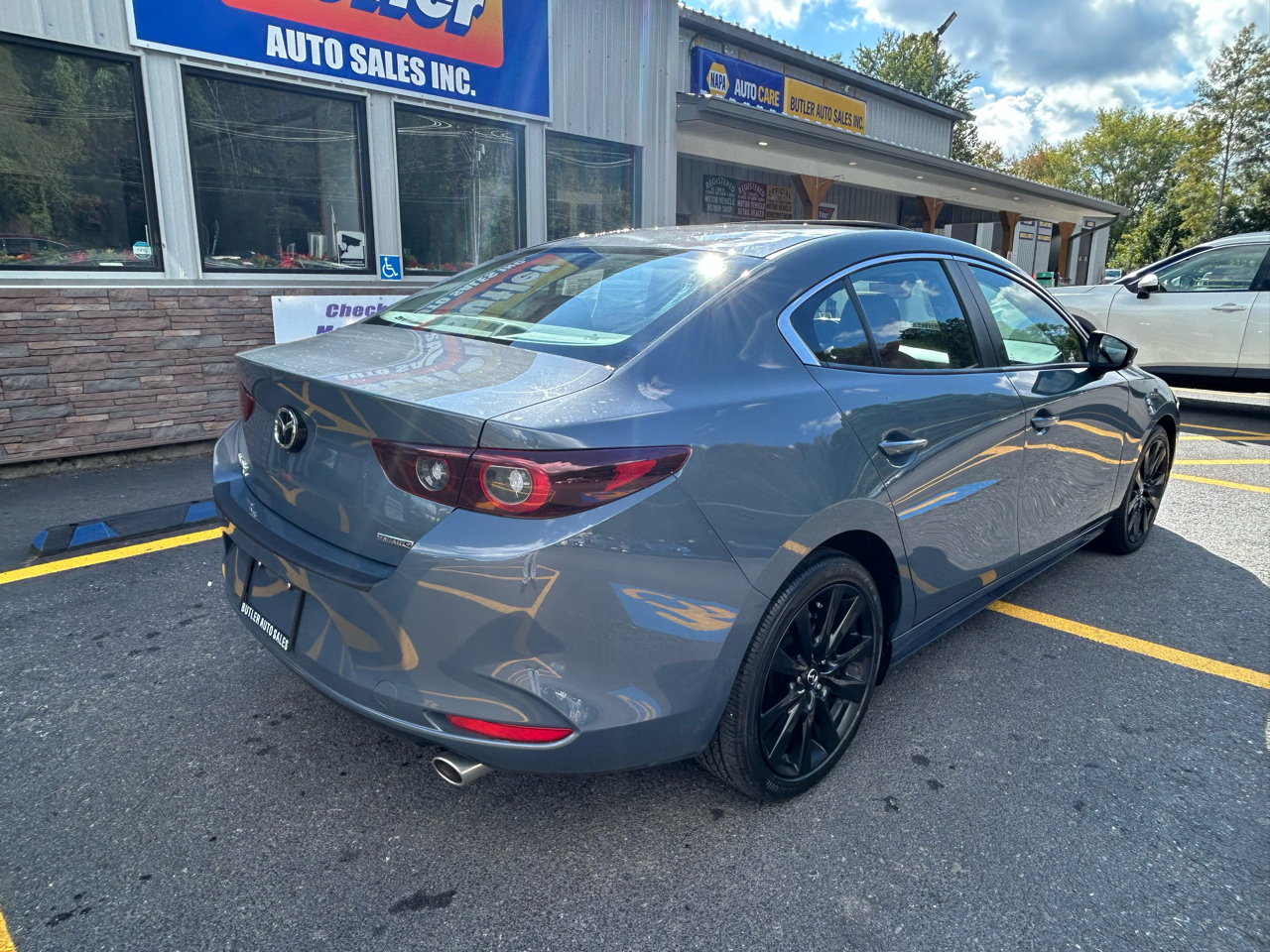 2023 Mazda Mazda3 Preferred photo 6
