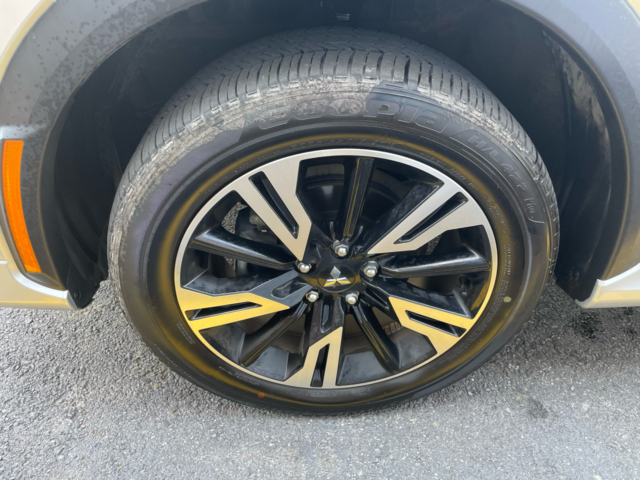 2024 Mitsubishi Eclipse Cross SE photo 26