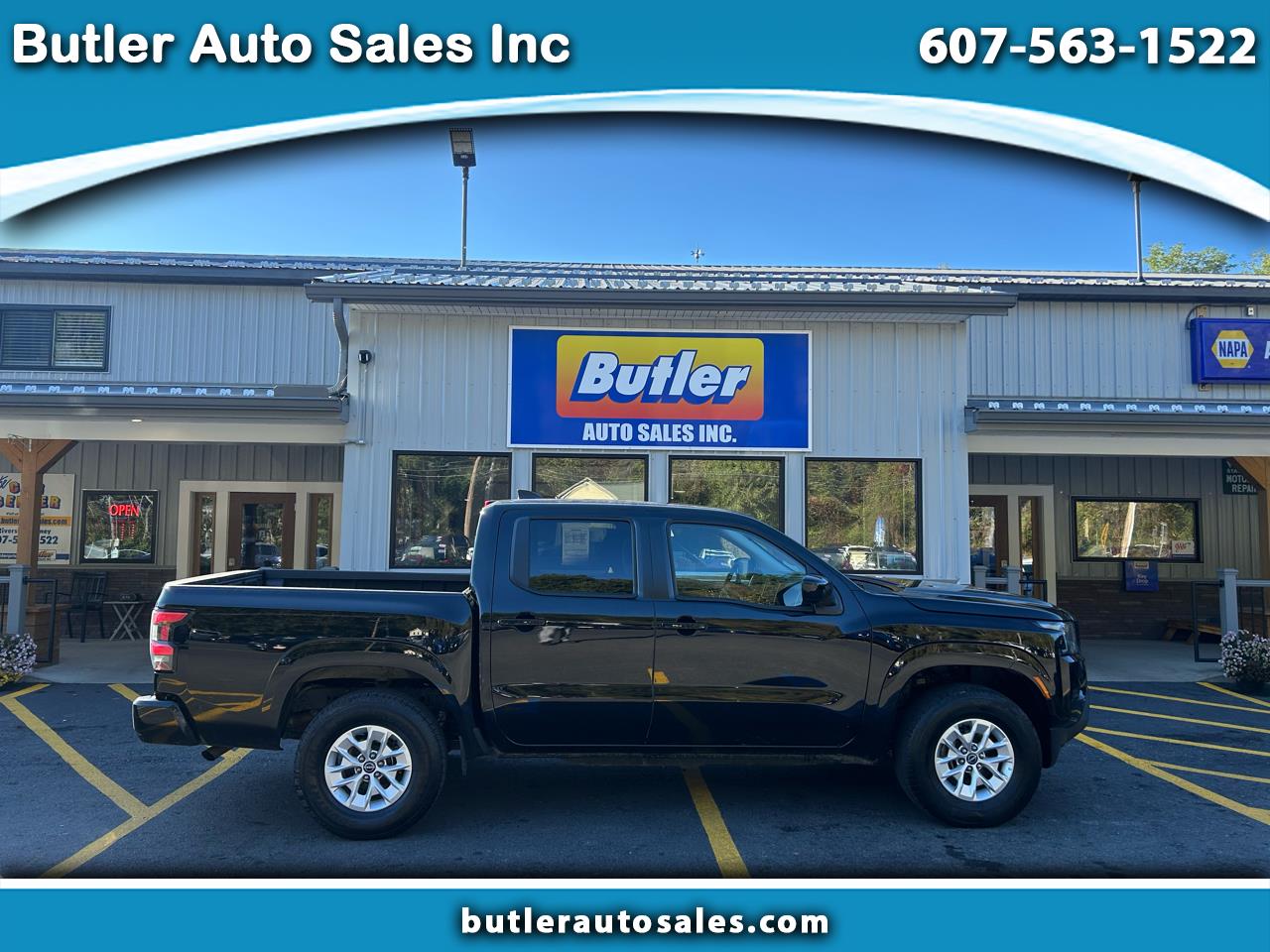 2024 Nissan Frontier SV