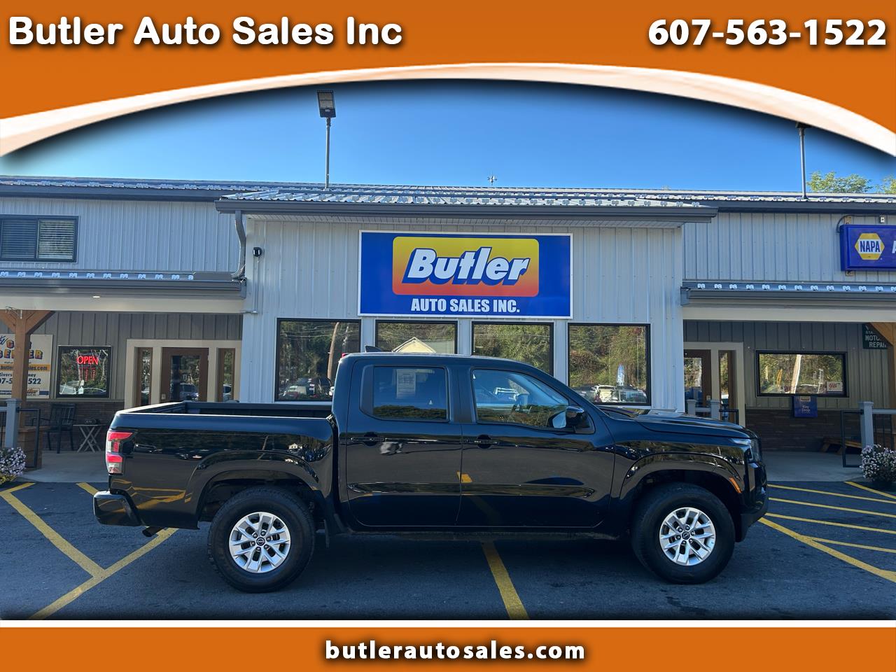 2024 Nissan Frontier SV's photo