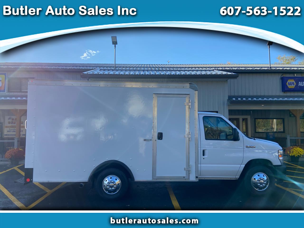 2023 Ford Econoline E-350 Super Duty